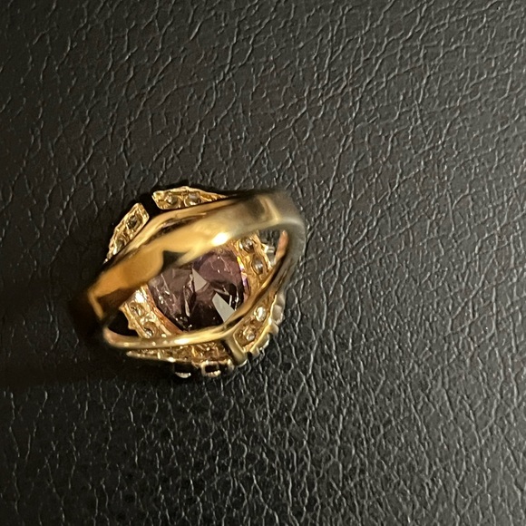 Pale pink gemstone ring - Picture 3 of 6